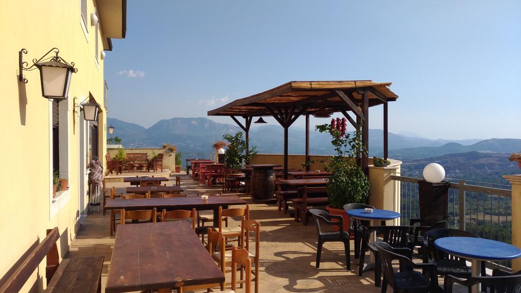 Hotel Sette E Mezzo Castelluccio Superiore Buitenkant foto
